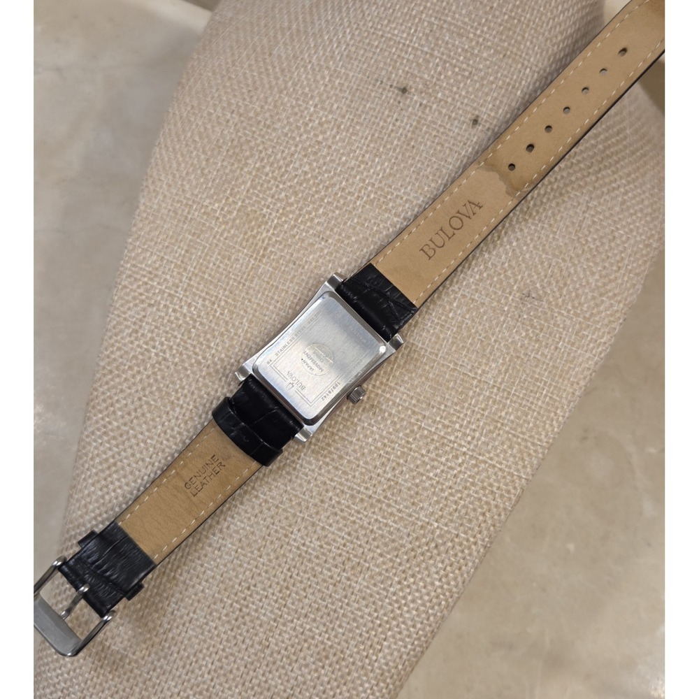 Bulova Tank Vanderbilt‎ Collegiate Watch New Battery - Picture 7 of 7